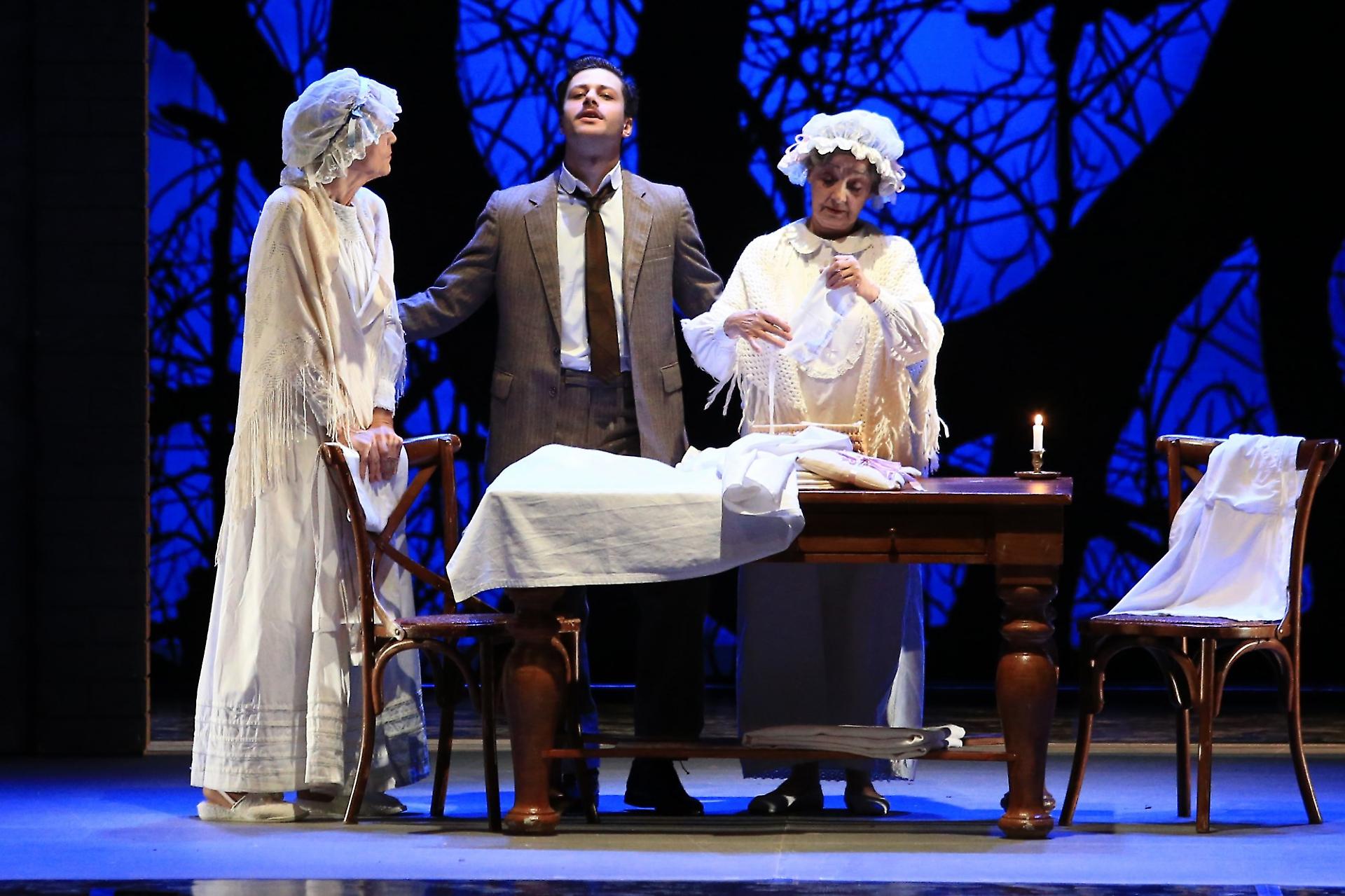 Diritto Di Critica Le Recensioni Degli Studenti Di Sorelle Materassi La Provincia