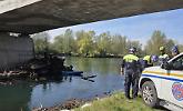 Rami sotto il ponte della Paullese, protezione civile e sommozzatori in campo