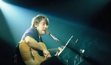 Cremona celebra Faber con tre chitarre e un repertorio infinito