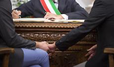 Comprendo le coppie omosessuali ma la genitorialità non è loro diritto