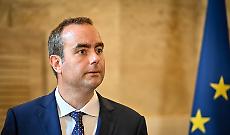 Francia, Macron nomina Lecornu primo ministro