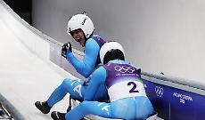 Slittino ancora sul podio olimpico, Italia di bronzo nel team relay