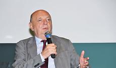 L'Italia aderisce al rilascio coordinato di scorte petrolifere dell'AIE