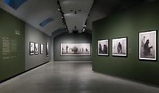 Alle Gallerie d'Italia di Torino la mostra "Nick Brandt"