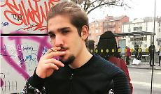 «È stato lui, mi ha detto di raccontare una storia diversa»