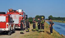 Tragedia sulle rive del canale Vacchelli: due giovani vite spezzate