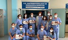 Vialli, l'omaggio dei sanitari : un esempio per tutti
