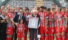 Arvedi: «Una gioia per tutta la città, la promozione è il premio al nostro spirito di squadra»