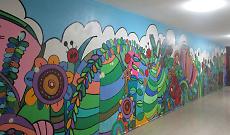 Un progetto artistico trasforma due corridoi del carcere