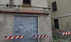 &laquo;Tra strada chiusa e degrado noi residenti siamo al limite&raquo;