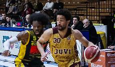 Juvi ko in volata con Scafati