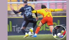 Giacchetta: &laquo;Rigore solare negato, la Cremonese &egrave; stata derubata&raquo;. Calvarese e Marelli confermano