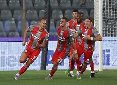 Cremonese: quattro giocatori fuori dalla lista over
