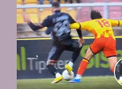 Giacchetta: &laquo;Rigore solare negato, la Cremonese &egrave; stata derubata&raquo;. Calvarese e Marelli confermano