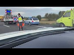 VIDEO Sul luogo del tremendo scontro tra camion in A21 che ha provocato un morto