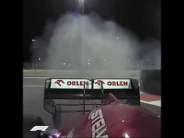 VIDEO F1, fiamme sull'Alfa di Raikkonen