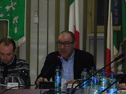 Sfratto per il centro studi Ermes