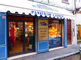 Furto al panificio Cavour