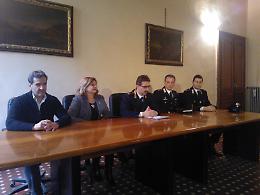 Falsi contratti di lavoro
Scacco alla banda: 17 denunce