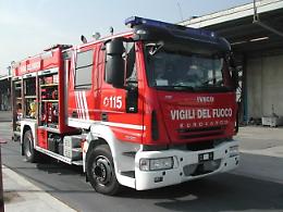 Principio di incendio in banca, fiamme domate dai dipendenti