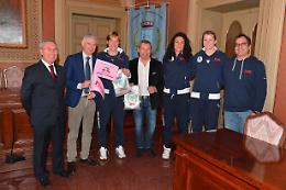 Pomì in Municipio per 'l'in bocca al lupo' dell'amministrazione comunale