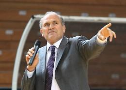 Perri: 'Meno dirigenti e una giunta più snella'
