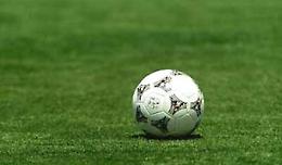 Spintoni e offese all'arbitro, nove mesi di squalifica