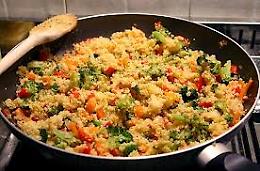 Pasta invece del cous cous, calci e pugni alla moglie