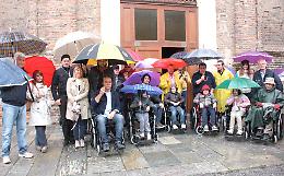 In carrozzina per una città senza ostacoli