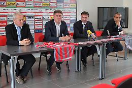 La presentazione ufficiale di Torrente
