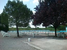Sabato 15 ha riaperto la piscina estiva