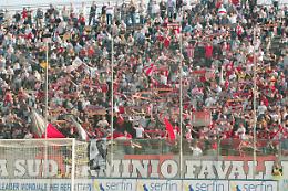 Muore tifoso della Cremonese durante la trasferta a Foggia