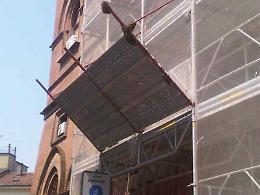 Sciame d'api sul municipio