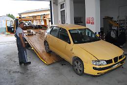 Ladri inseguiti dai carabinieri
Fuoristrada, poi via a piedi