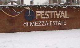 Del Festival di Mezza Estate non è rimasto neanche il logo