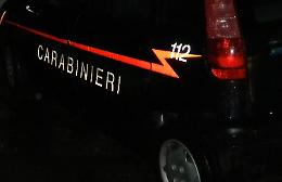 Furto di secchi di vernice, bloccato e denunciato 23enne
