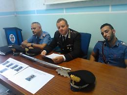 Pugni calci e sprangate, cinque indiani arrestati