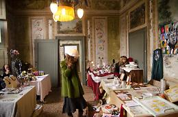“Mercanti in viaggio”, Vintage nel castello delle rose il 5 e 6 ottobre a Rovato (BS)
