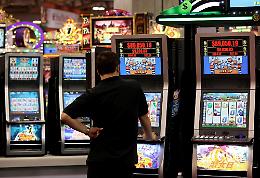 Ludopatia: ottomila malati di gioco, si alza l’allerta azzardo
