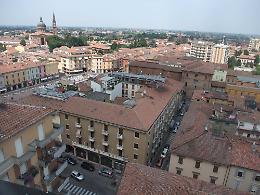Telefonate agli anziani: 'Evacuate, verrà il terremoto'