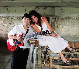 La cantante LaraF. sabato in gara a 'Una voce per Macherio'