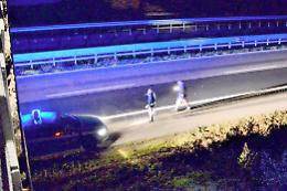 Sassi dal cavalcavia dell'A21
Baby colpevoli: "Solo un gioco"

