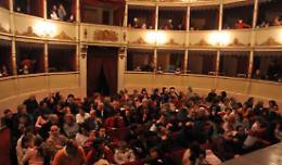 Casalmaggiore - Il cartellone 2013-2014 del teatro Comunale
