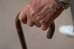 Malato di Parkinson trattato come un ‘peso’