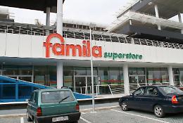 Rubati profumi e cosmetici per 480 euro