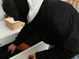 Identificata una ladra di appartamenti