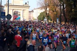 Maratonina in città, in 2.000 vanno di corsa