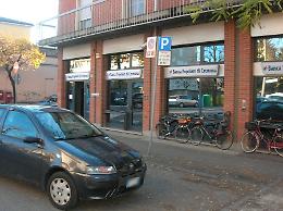 Tentato colpo alla Popolare di via Filzi, il bancomat non salta