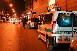 Travolto da un'auto in via Ghisleri, ferito un 30enne