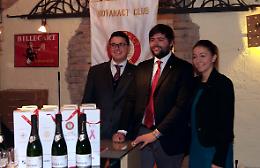 Lo spumante è di beneficenza
con il Rotaract Terre Cremasche